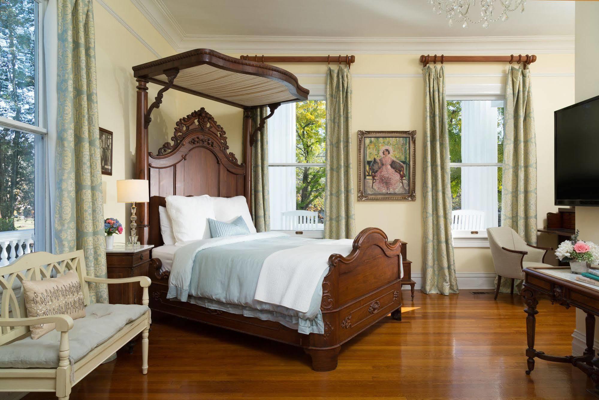 The Twelve Oaks Bed & Breakfast Ковингтон Экстерьер фото